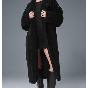 ALO Yoga Oversized Sherpa Trench